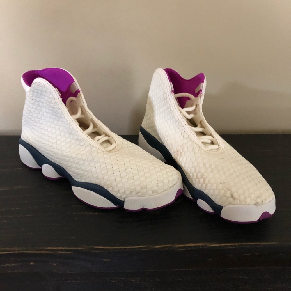 Jordan youth basketball shoes